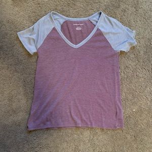 american eagle tee